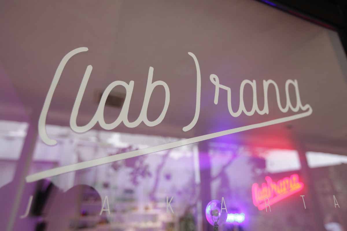 (Lab) Rana Jakarta, Lebih Dari Tempat Cuci-Scan Roll Film